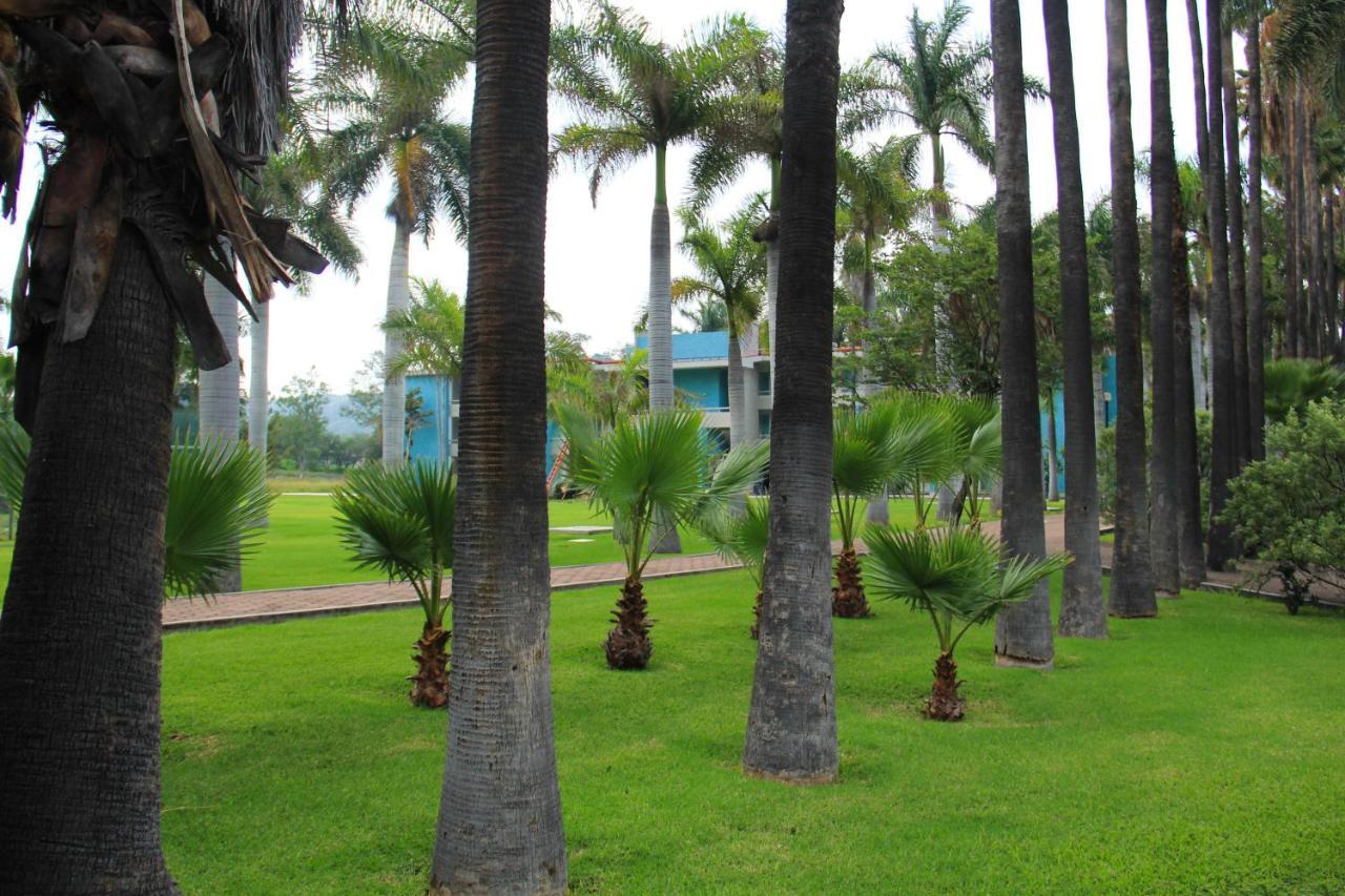 Hotel Y Parque Acuatico La Caldera Abasolo Exterior photo